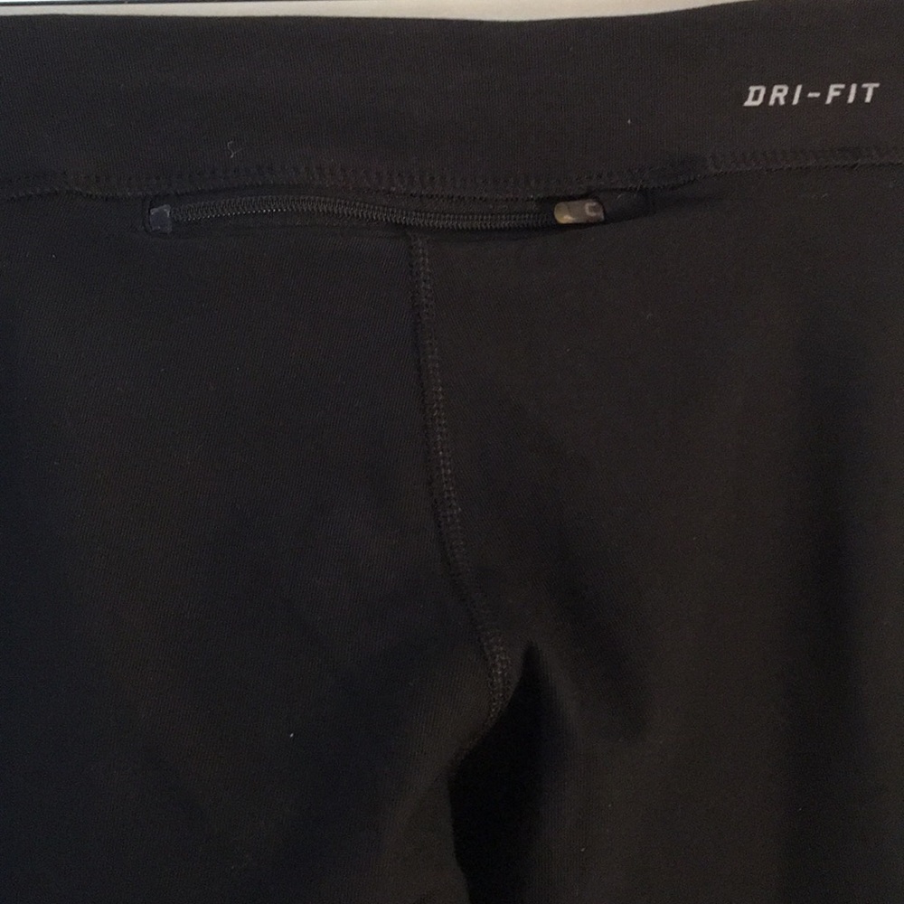 Nike Dry Fit Cropped Workout Pants - Picture 4 of 7